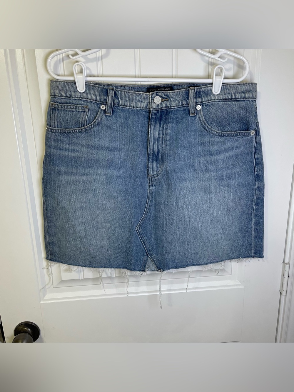 Lucky Brand Women’s 12 Old Favorite Blue Denim Mini Skirt Frayed Hem Front Slit